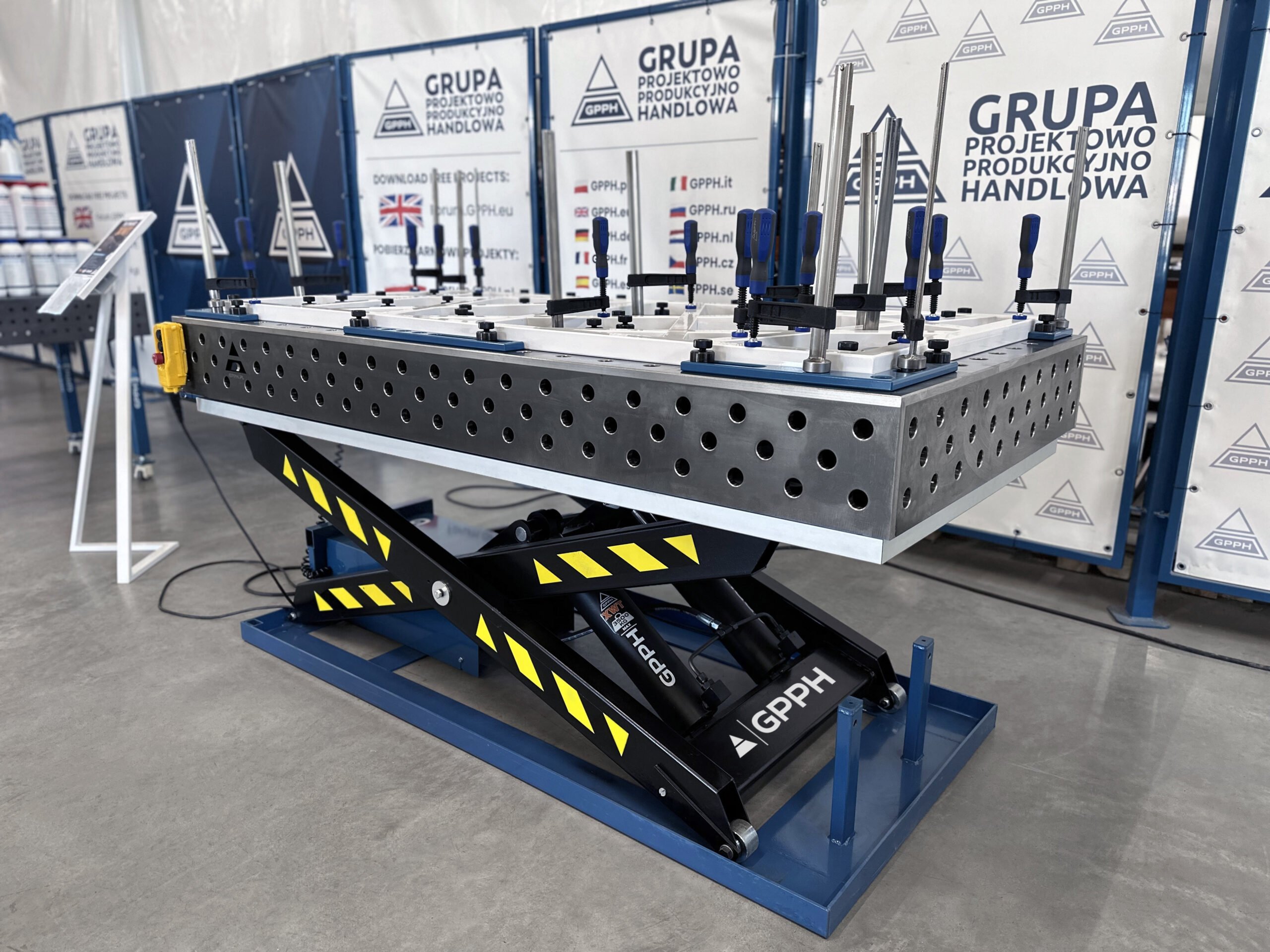 20230504 122149482 iOS conv scaled