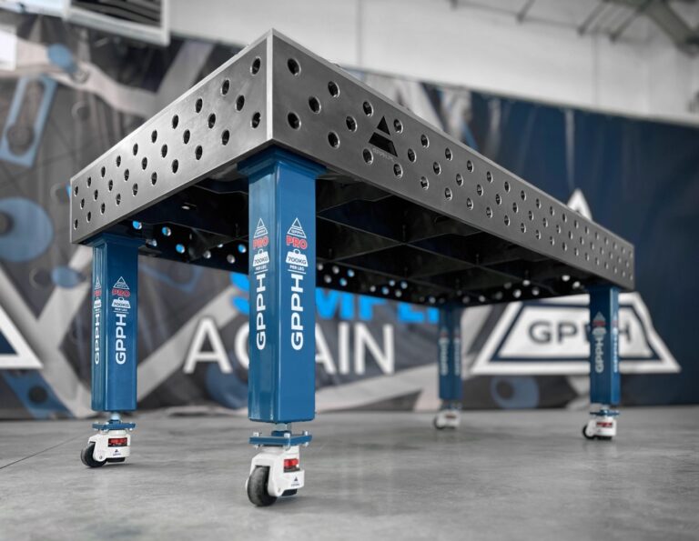 Stół Spawalniczy GPPH z serii PRO o wymiarze 2000x1000 mm z nogami na kołach 