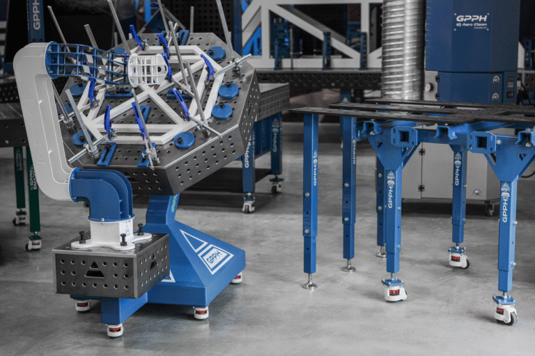 Stoły GPPH z serii OCT I MWT z stopami na kołach